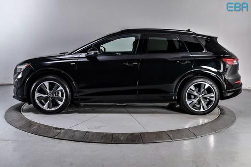 2024 Audi Q4 e-tron Premium Plus 55 quattro