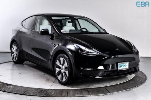 2022 Tesla Model Y Long Range Dual Motor All-Wheel Drive