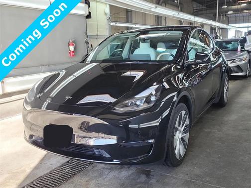 2022 Tesla Model Y Long Range Dual Motor All-Wheel Drive