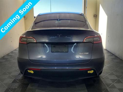 2022 Tesla Model Y Performance Dual Motor All-Wheel Drive