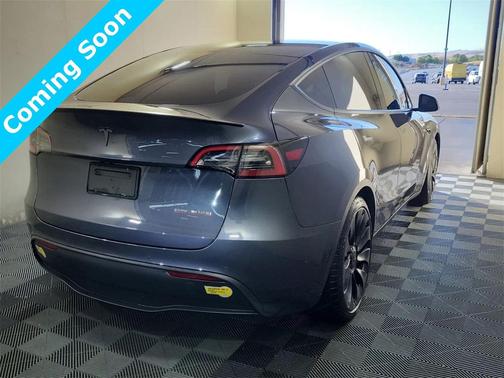 2022 Tesla Model Y Performance Dual Motor All-Wheel Drive