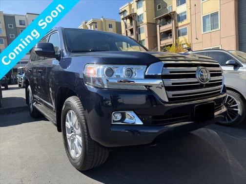 2016 Toyota Land Cruiser Base