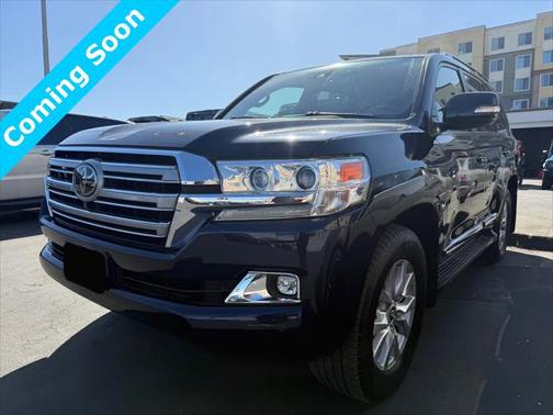 2016 Toyota Land Cruiser Base