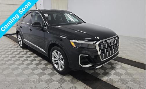 2025 Audi Q7 55 Premium Plus