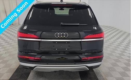 2025 Audi Q7 55 Premium Plus