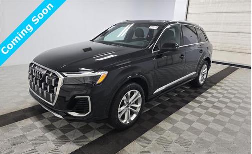 2025 Audi Q7 55 Premium Plus