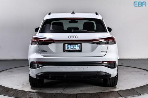 2024 Audi Q4 e-tron Premium Plus 55 quattro