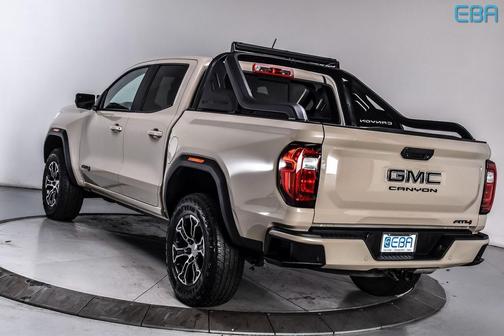 2024 GMC Canyon AT4