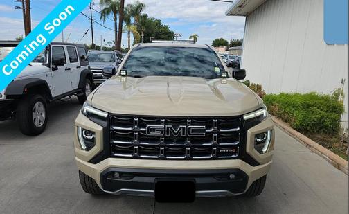 2024 GMC Canyon AT4