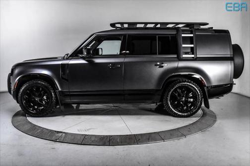 2024 Land Rover Defender 130 P400 Outbound
