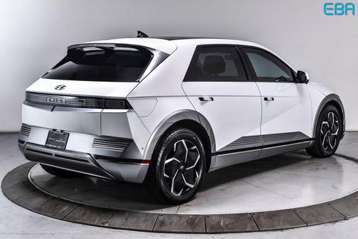 Atlas White 2023 Hyundai IONIQ 5 Limited