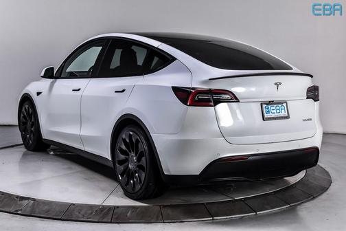 2022 Tesla Model Y Performance Dual Motor All-Wheel Drive