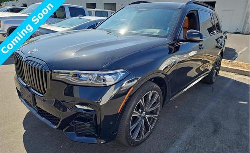 2022 BMW X7 M50i