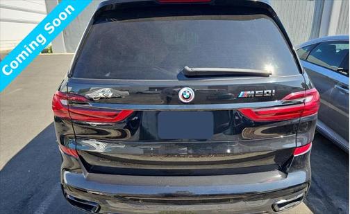 2022 BMW X7 M50i