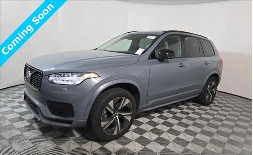 2023 Volvo XC90 Recharge Plug-In Hybrid T8 Plus Dark Theme 7-Seater