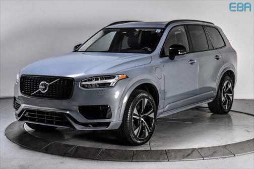2023 Volvo XC90 Recharge Plug-In Hybrid T8 Plus Dark Theme 7-Seater