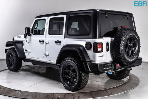 Granite Crystal Metallic Clearcoat 2025 Jeep Wrangler 4xe Willys