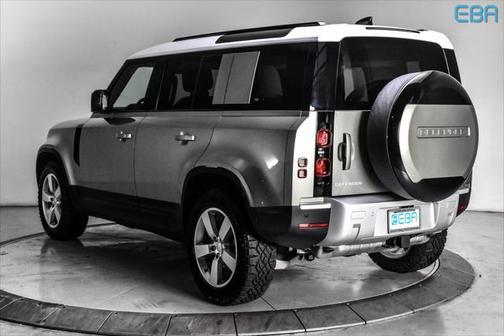 2025 Land Rover Defender 110 P300