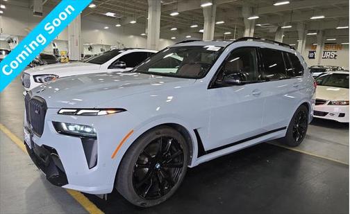 2023 BMW X7 M60i