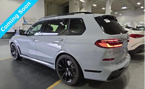 2023 BMW X7 M60i