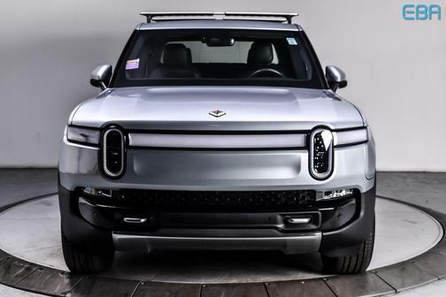 2024 Rivian R1T Adventure