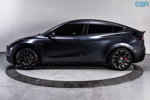 2024 Tesla Model Y Performance Dual Motor All-Wheel Drive