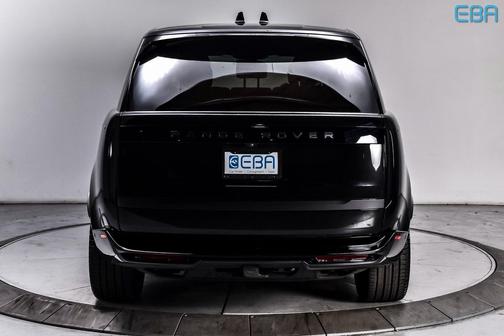 2023 Land Rover Range Rover P530 SE