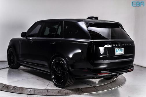 2023 Land Rover Range Rover P530 SE