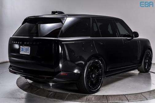 2023 Land Rover Range Rover P530 SE