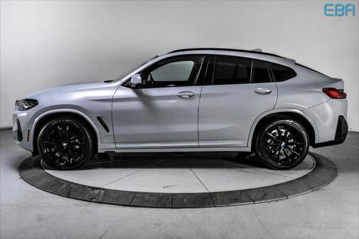 2023 BMW X4 xDrive30i