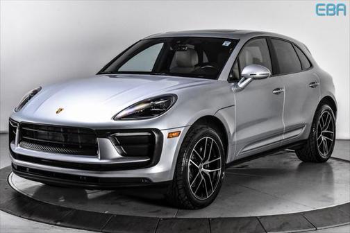 2022 Porsche Macan Base