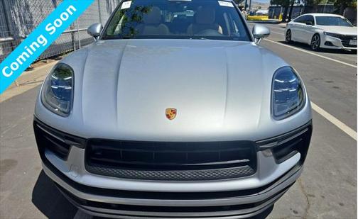 2022 Porsche Macan Base