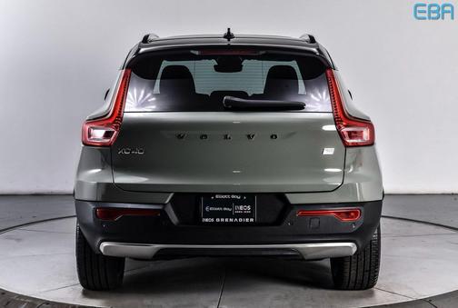 2022 Volvo XC40 Recharge Pure Electric P8 Twin Ultimate