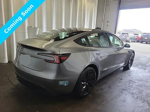2025 Tesla Model 3 Long Range