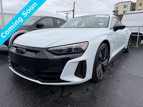 2022 Audi RS e-tron GT quattro