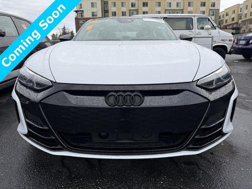 2022 Audi RS e-tron GT quattro