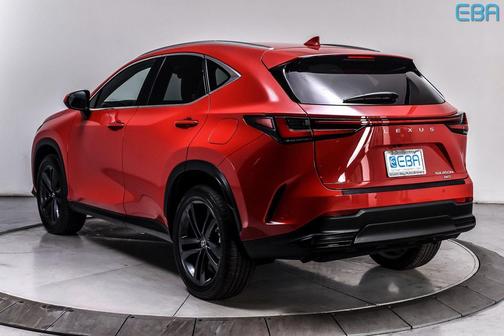 2024 Lexus NX 450h+ Luxury