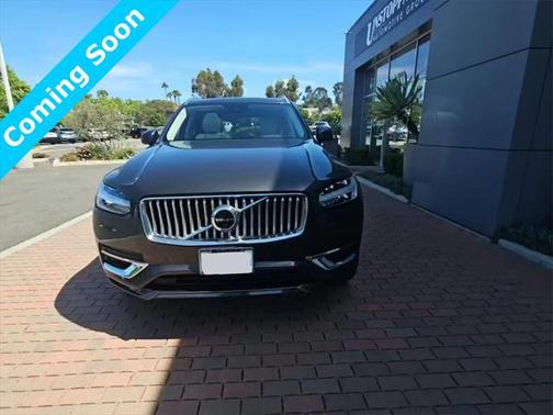 2023 Volvo XC90 Recharge Plug-In Hybrid T8 Plus 6-Seater