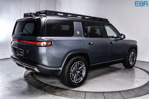 2025 Rivian R1S Adventure Dual Motor Standard Pack