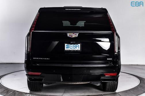 2023 Cadillac Escalade Sport