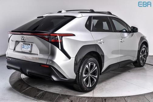 2024 Toyota bZ4X XLE