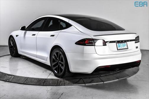 2023 Tesla Model S Plaid