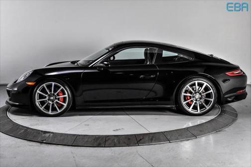 2017 Porsche 911 Carrera 4S