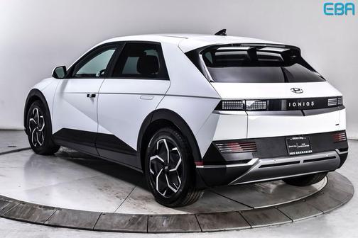 Atlas White 2024 Hyundai IONIQ 5 SEL