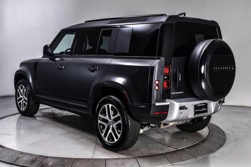 Carpathian Grey Premium Metallic 2025 Land Rover Defender 110 P300
