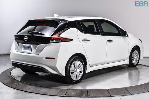 2025 Nissan Leaf S