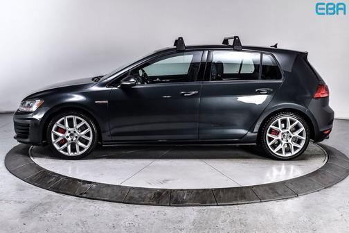 2017 Volkswagen Golf GTI 2.0T SE 4-Door