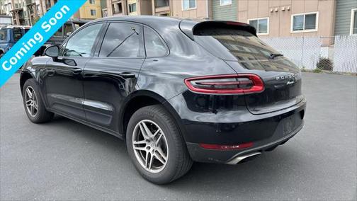 2017 Porsche Macan Base