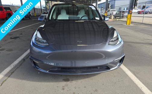 2022 Tesla Model Y Long Range Dual Motor All-Wheel Drive