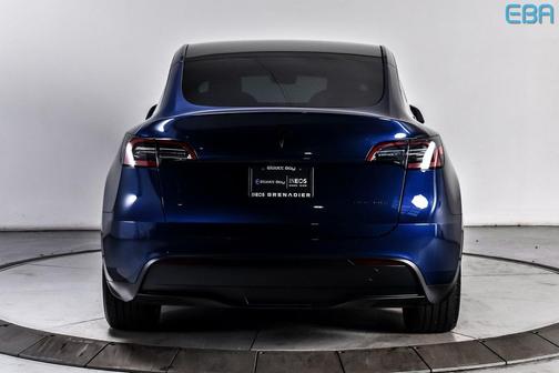 2023 Tesla Model Y Long Range Dual Motor All-Wheel Drive